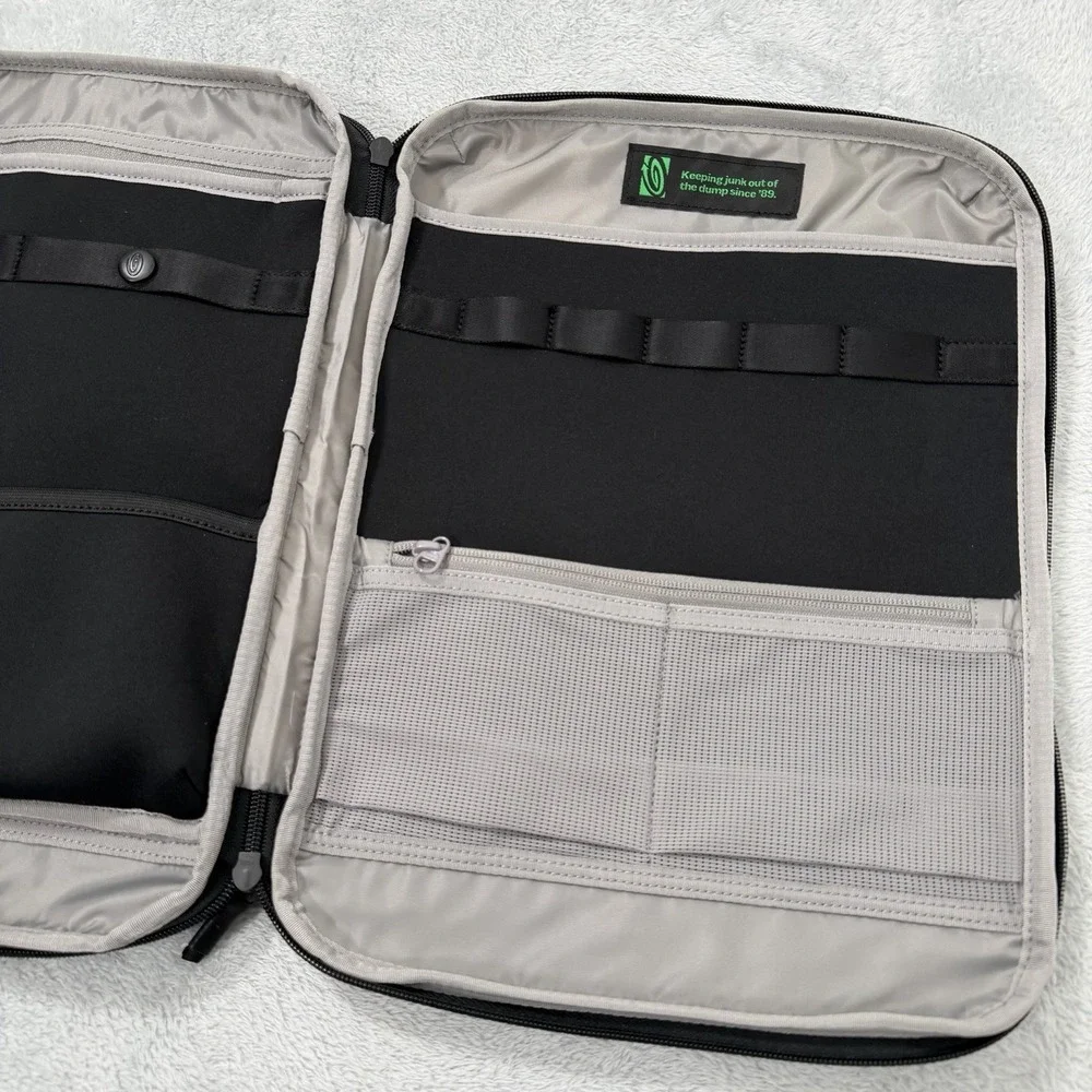 NEW Timbuk2 Stealth Folio Organizer Black 13